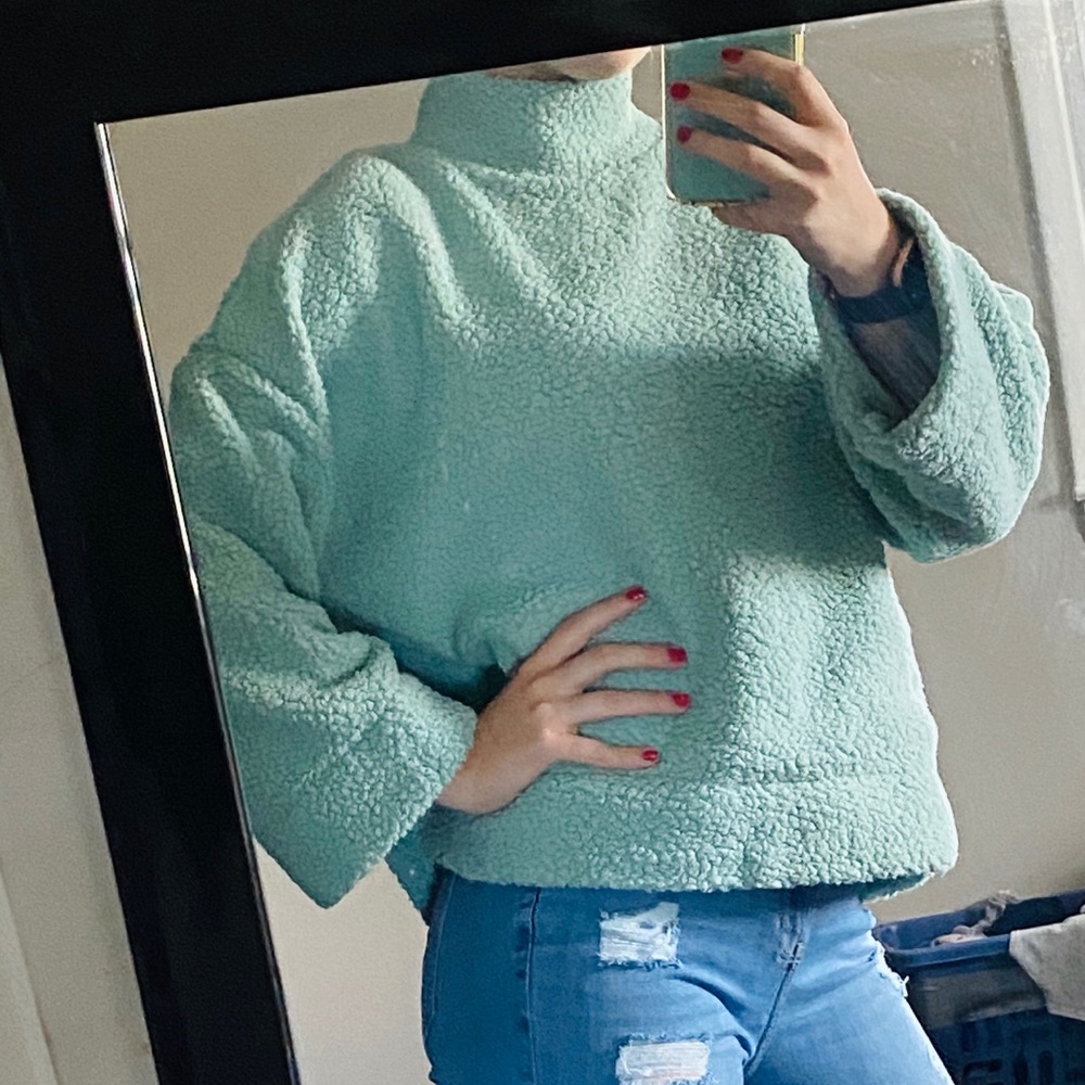 Thick, teal  sweater